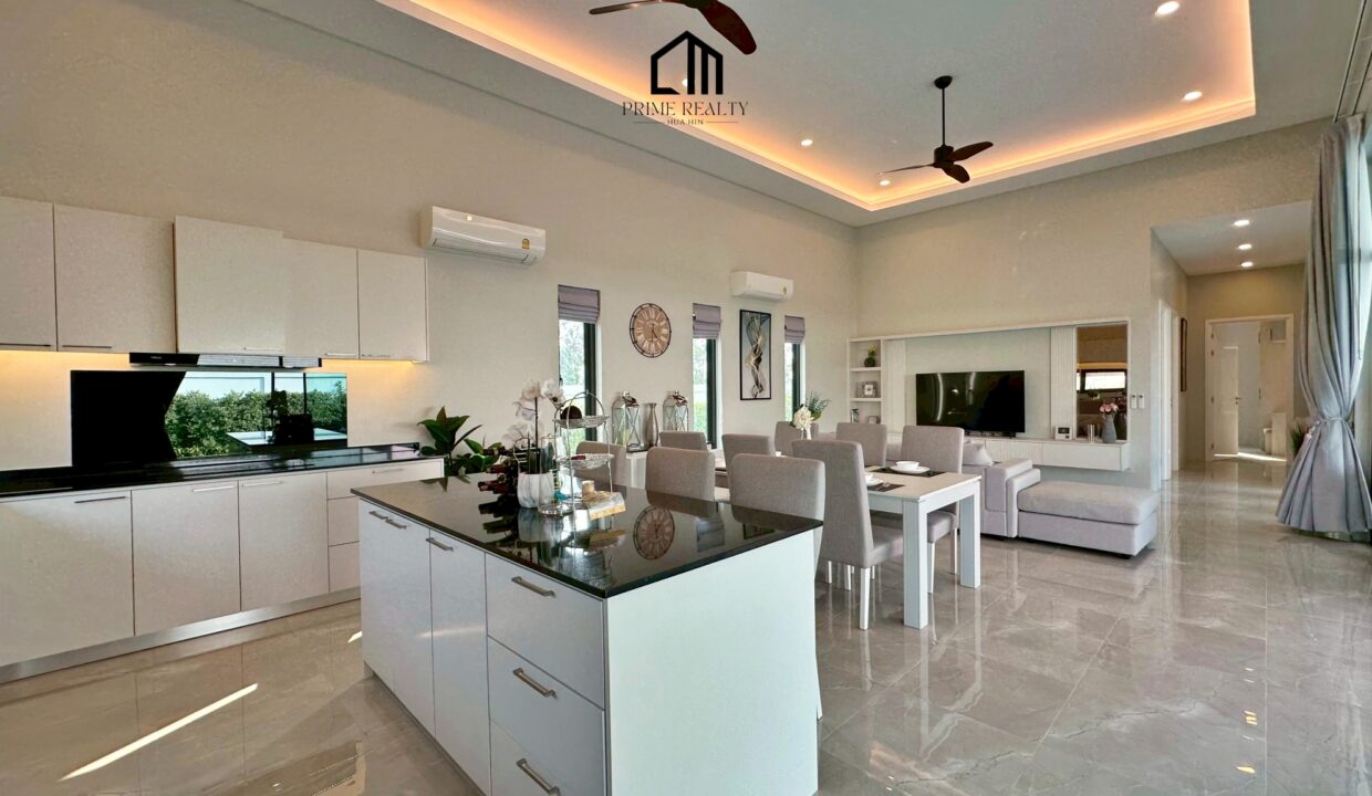batch_LINE_ALBUM_Baan View Khao_250611_28
