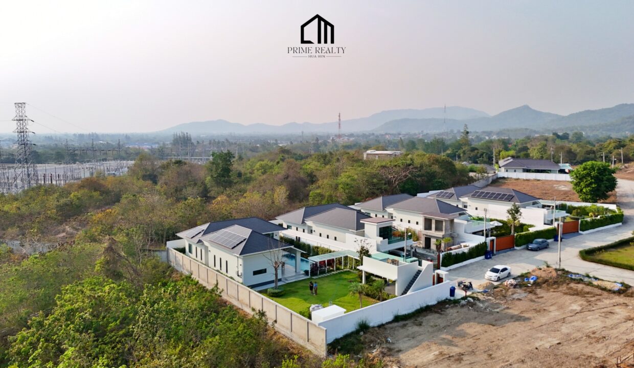 batch_LINE_ALBUM_Baan View Khao_250611_3