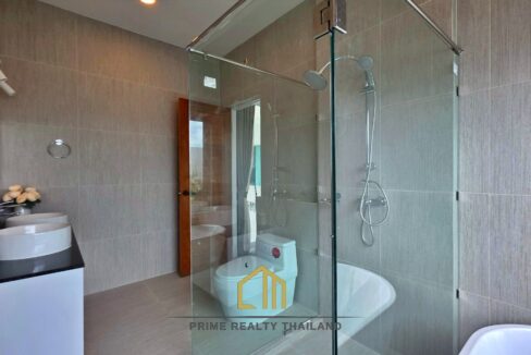 batch_LINE_ALBUM_The Pun Plus_250814_1