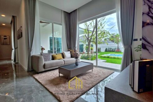 batch_LINE_ALBUM_The Pun Plus_250814_17