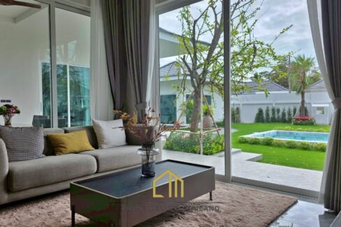 batch_LINE_ALBUM_The Pun Plus_250814_18