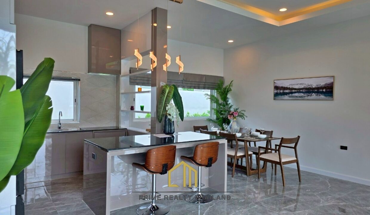 batch_LINE_ALBUM_The Pun Plus_250814_25