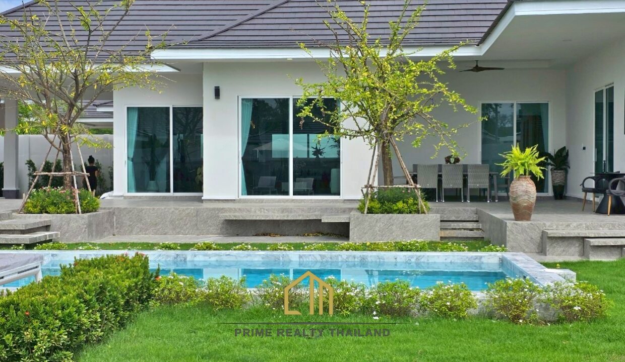 batch_LINE_ALBUM_The Pun Plus_250814_33