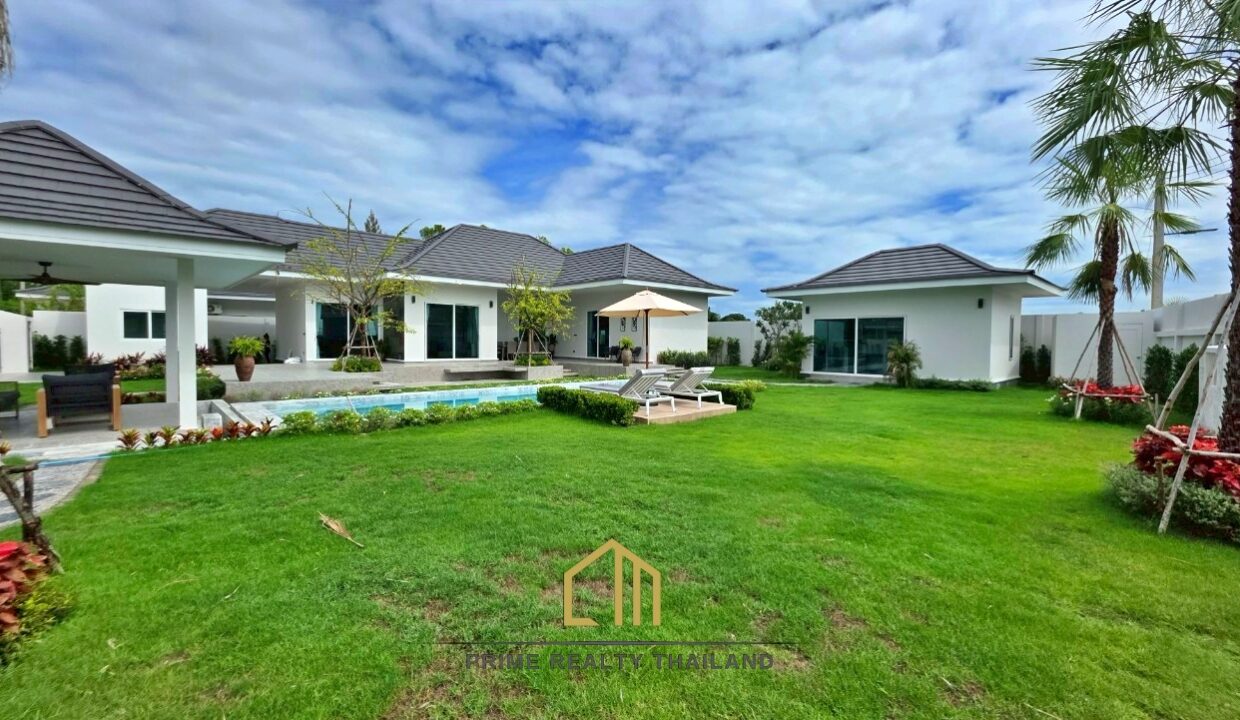 batch_LINE_ALBUM_The Pun Plus_250814_37