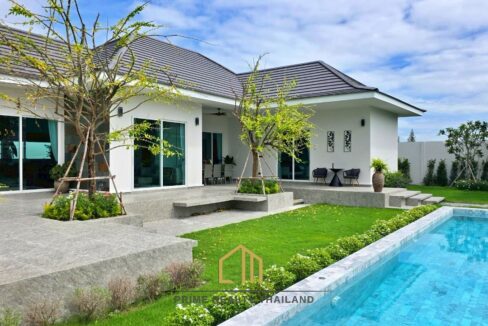 batch_LINE_ALBUM_The Pun Plus_250814_40