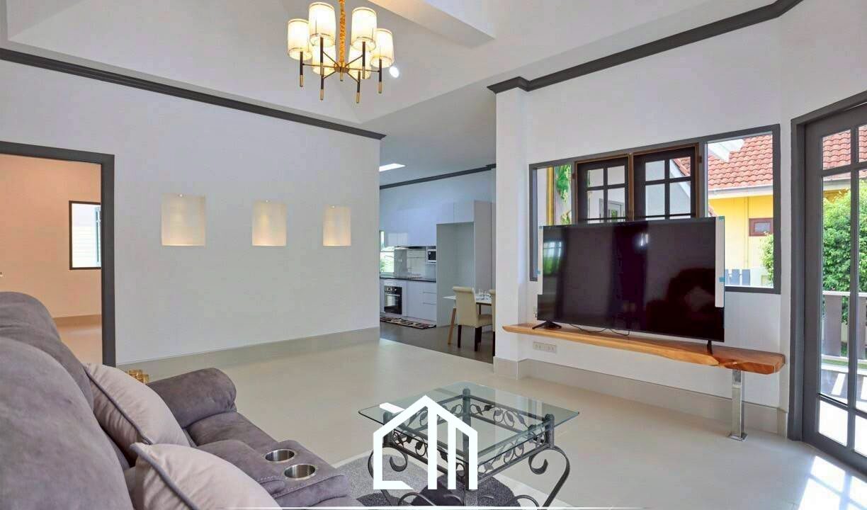 batch_LINE_ALBUM_9192025_250919_18