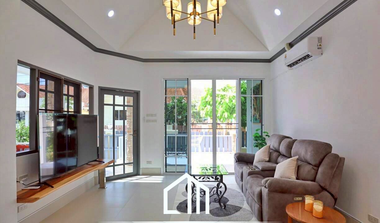 batch_LINE_ALBUM_9192025_250919_24