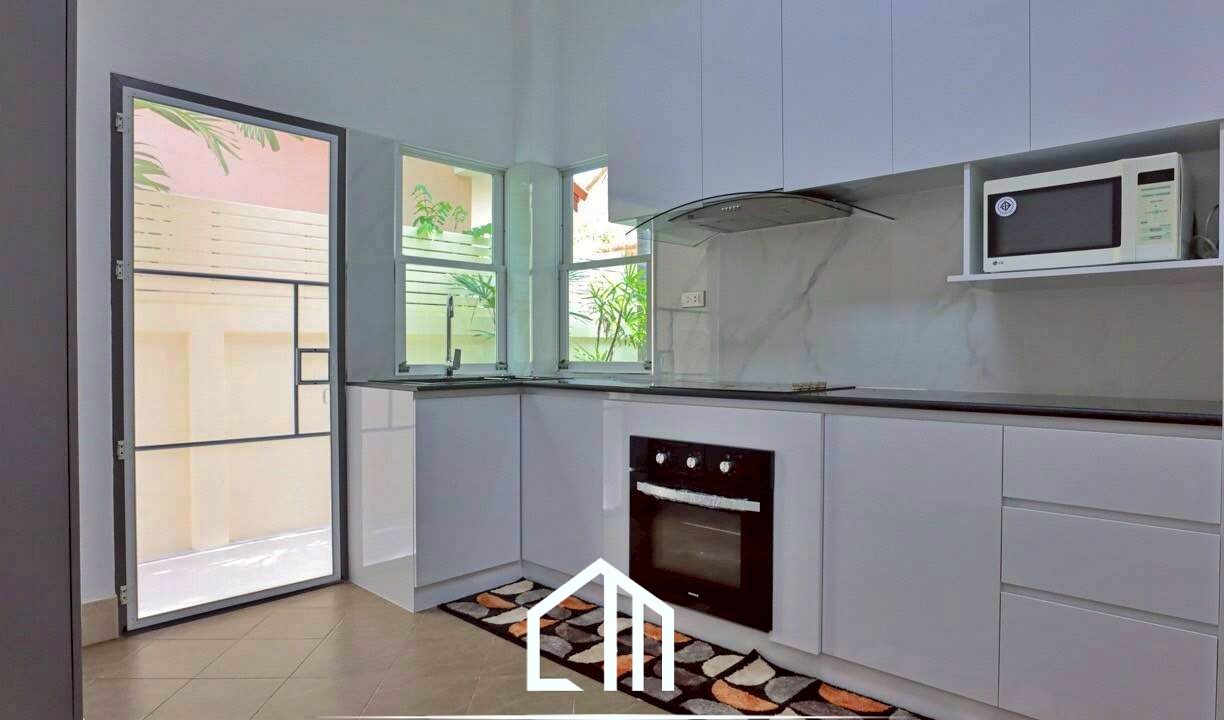 batch_LINE_ALBUM_9192025_250919_31