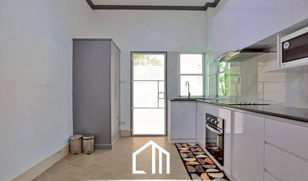 batch_LINE_ALBUM_9192025_250919_34