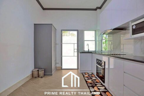 batch_LINE_ALBUM_9192025_250919_34