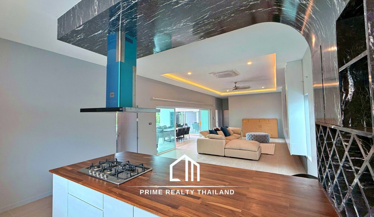batch_LINE_ALBUM_MeeDee Homes 5 Bed 11.95MB_250905_30