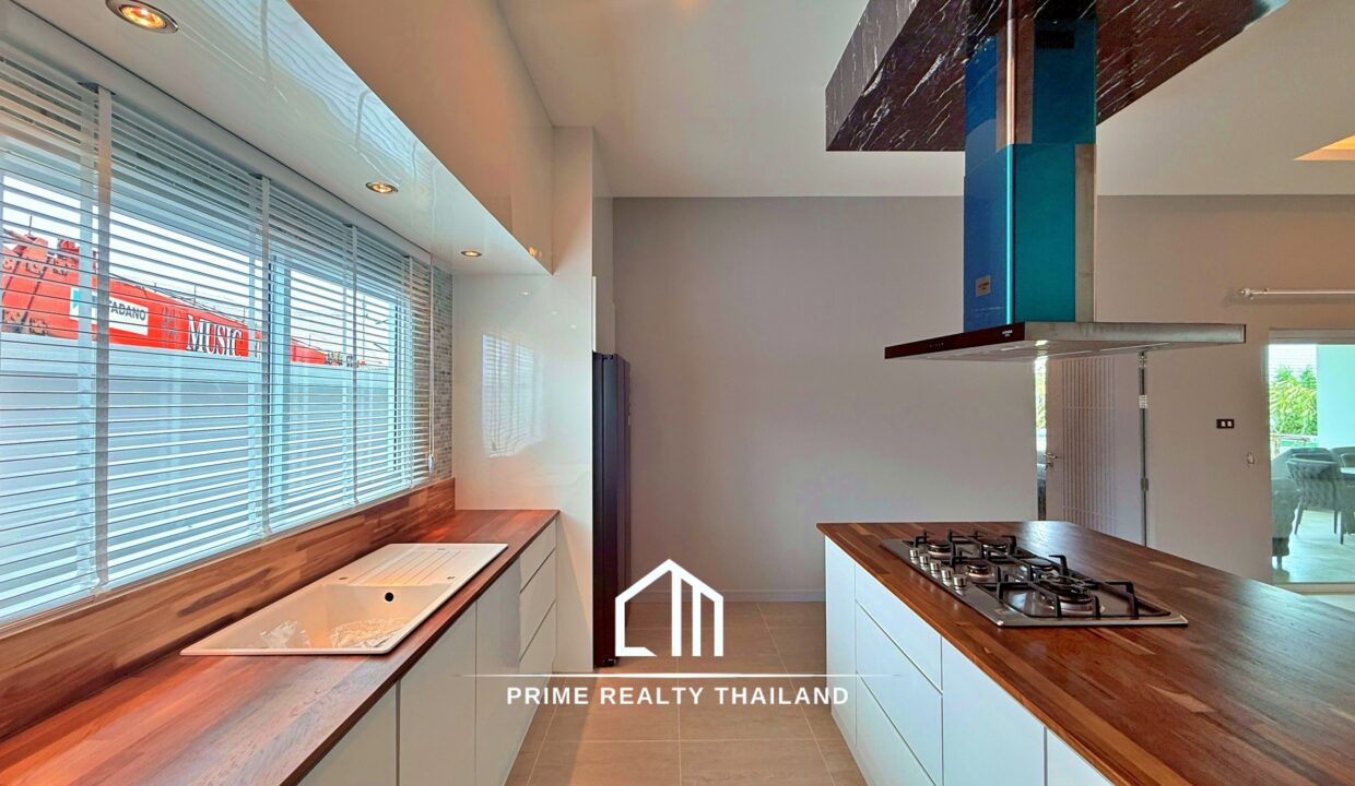 batch_LINE_ALBUM_MeeDee Homes 5 Bed 11.95MB_250905_31