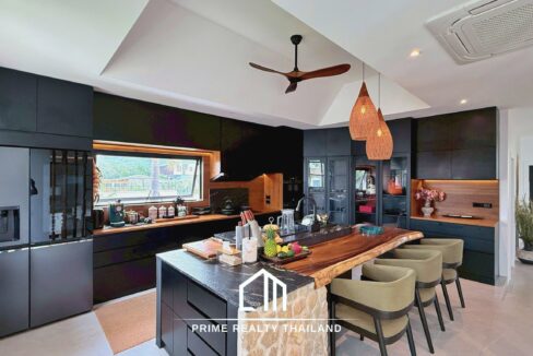 batch_LINE_ALBUM_Black Mountain 47.9 (new photos)_251017_25