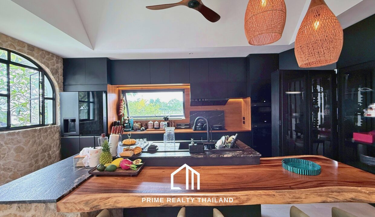 batch_LINE_ALBUM_Black Mountain 47.9 (new photos)_251017_30