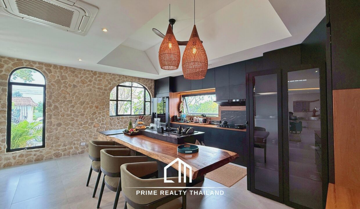 batch_LINE_ALBUM_Black Mountain 47.9 (new photos)_251017_31