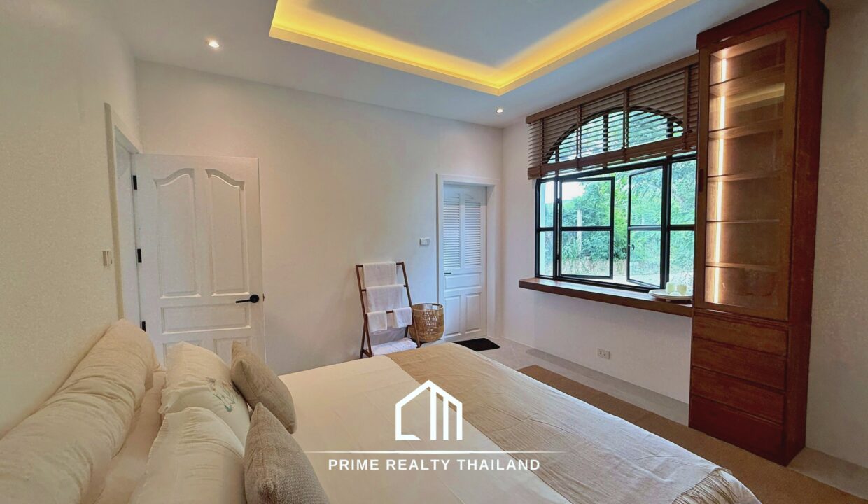 batch_LINE_ALBUM_Black Mountain 47.9 (new photos)_251017_42