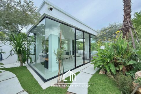 batch_LINE_ALBUM_Black Mountain 47.9 (new photos)_251017_5