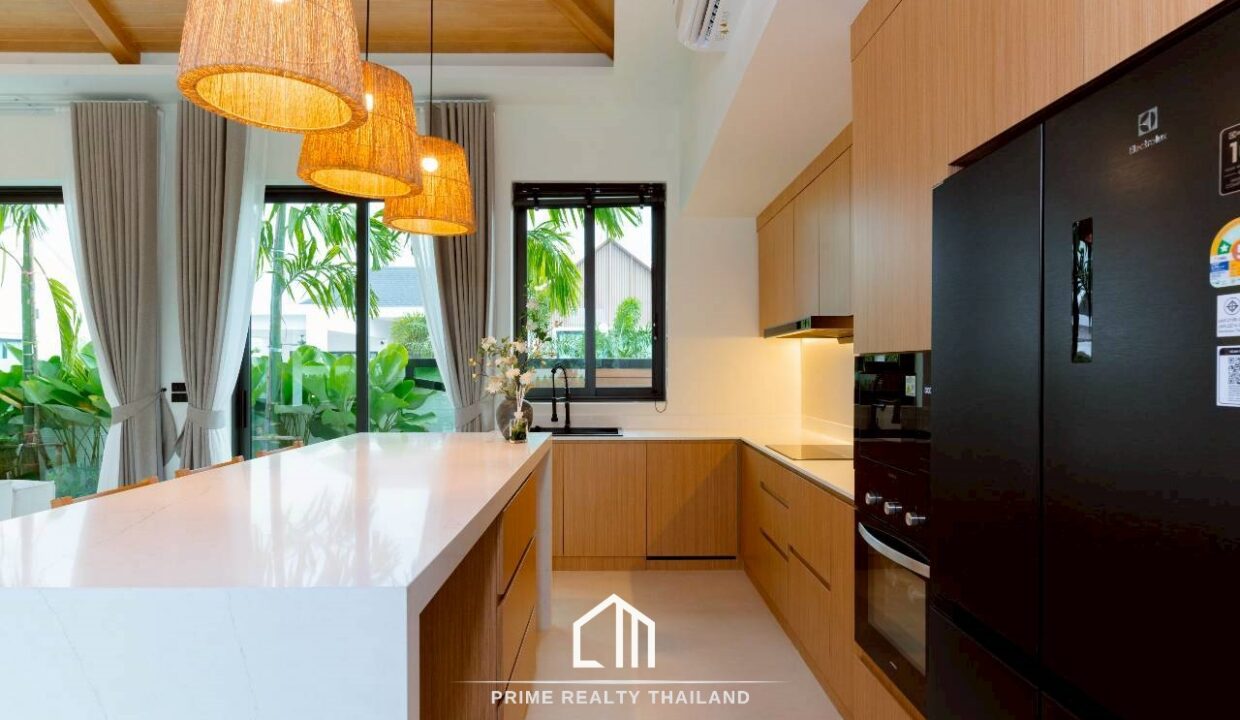 batch_LINE_ALBUM_The Masterpiece_251127_44