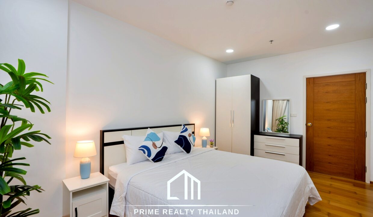 batch_LINE_ALBUM_บ้านแสนสุข 2349_251002_18