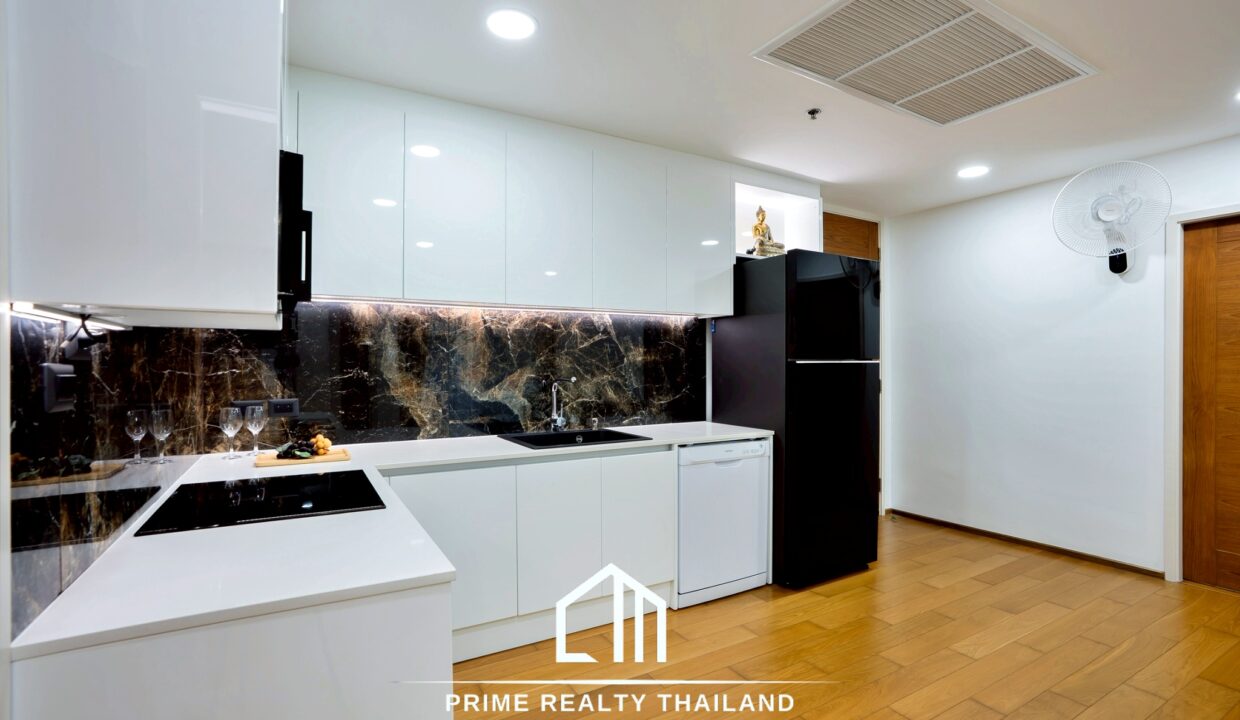 batch_LINE_ALBUM_บ้านแสนสุข 2349_251002_7