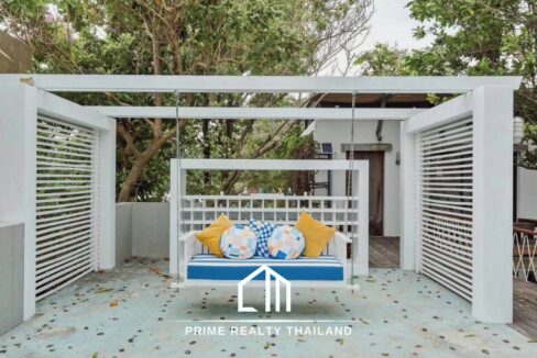 batch_LINE_ALBUM_Beachfront Pran Rent_251110_13