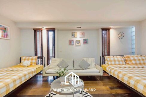 batch_LINE_ALBUM_Beachfront Pran Rent_251110_4