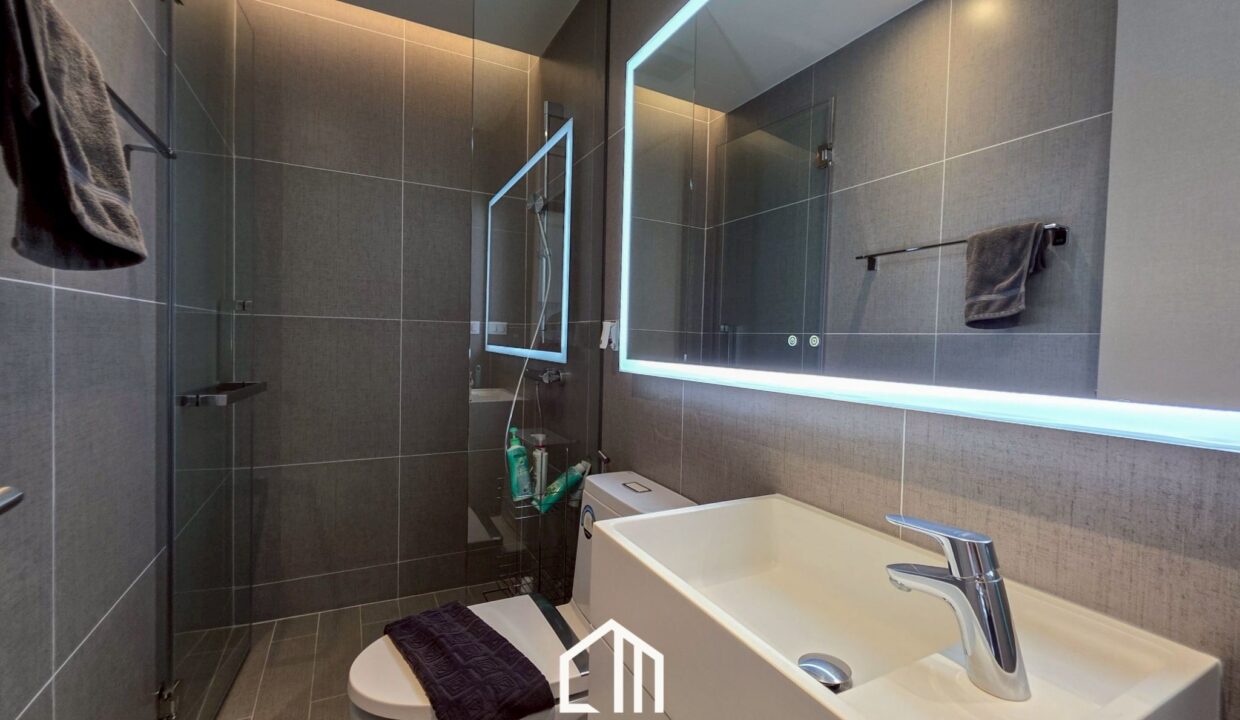 batch_LINE_ALBUM_Veranda 7.99 MB. 2 bed 2 bath Floor 3_251127_1