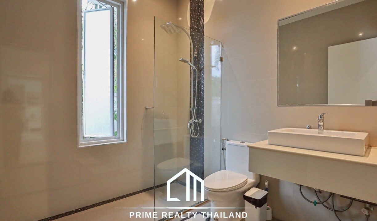 batch_LINE_ALBUM_White Stone Villas (โคคุณเซกิ)_251106_1