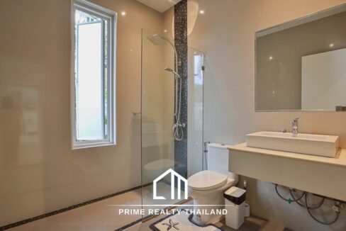 batch_LINE_ALBUM_White Stone Villas (โคคุณเซกิ)_251106_1