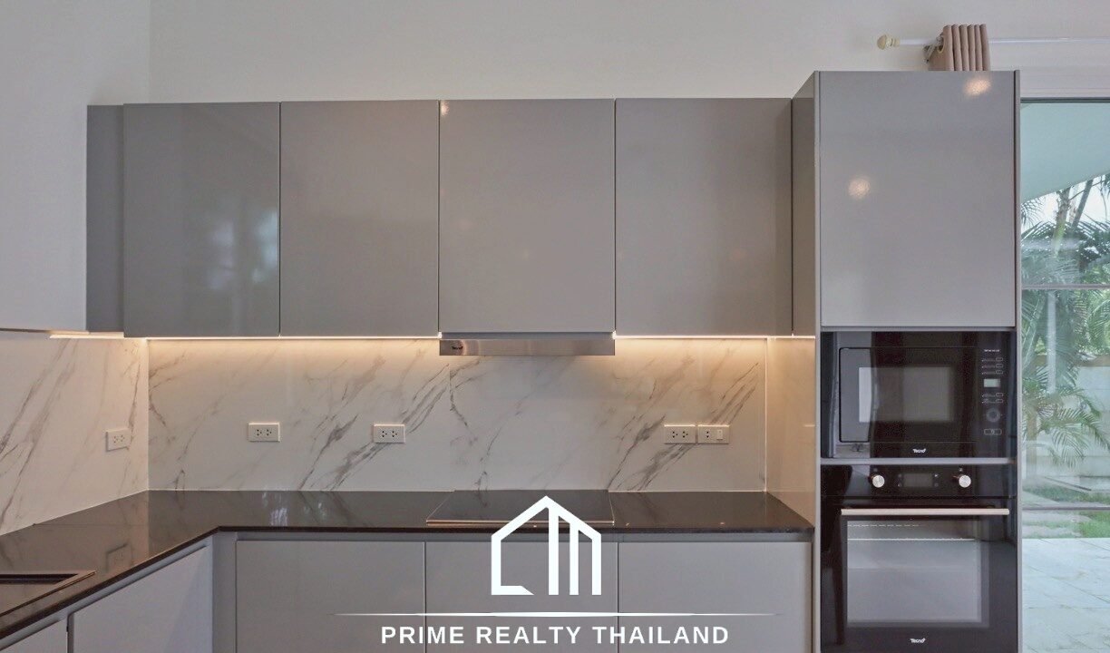 batch_LINE_ALBUM_White Stone Villas (โคคุณเซกิ)_251106_17