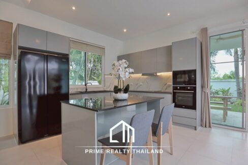 batch_LINE_ALBUM_White Stone Villas (โคคุณเซกิ)_251106_18