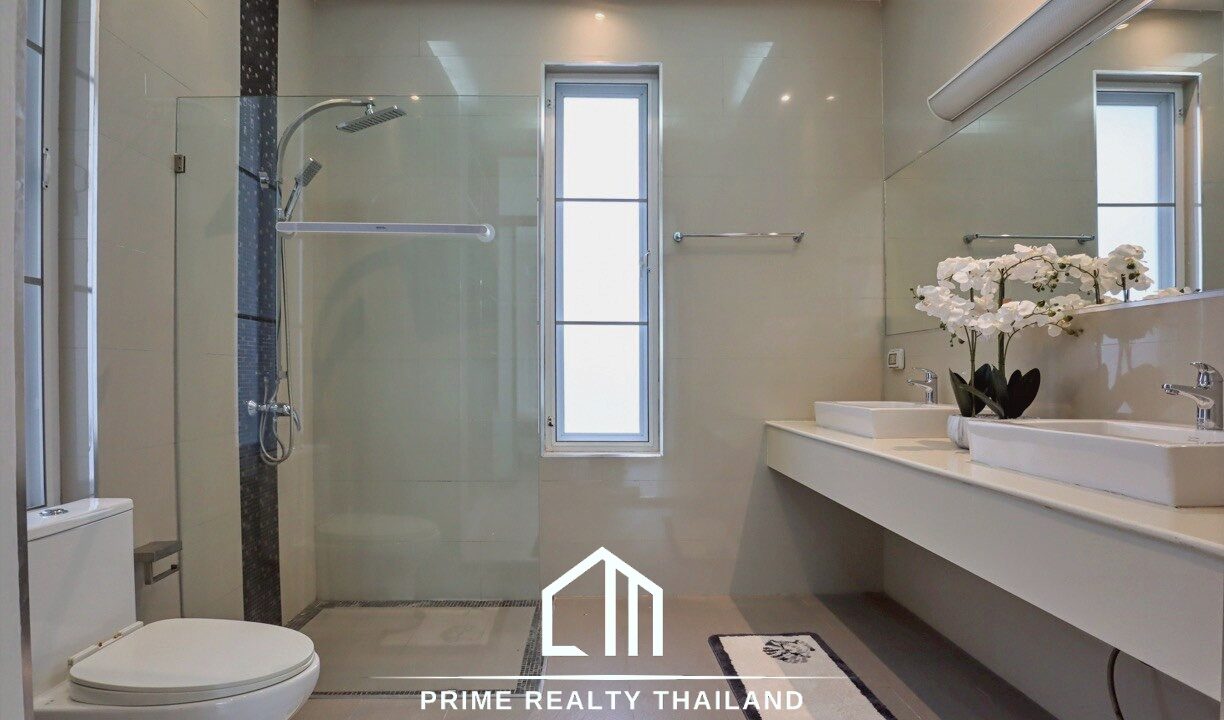 batch_LINE_ALBUM_White Stone Villas (โคคุณเซกิ)_251106_8