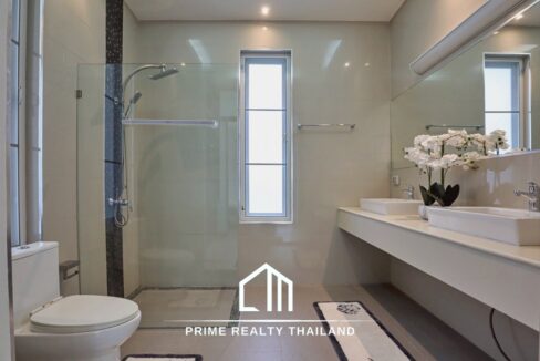 batch_LINE_ALBUM_White Stone Villas (โคคุณเซกิ)_251106_8