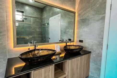 FB_IMG_1766211027475