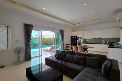 batch_LINE_ALBUM_Aria1_251215_18