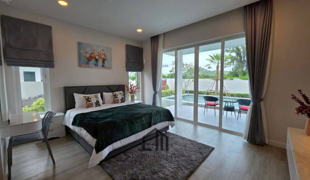 batch_LINE_ALBUM_Coco P Dee_251215_16