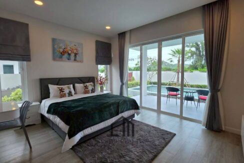 batch_LINE_ALBUM_Coco P Dee_251215_16