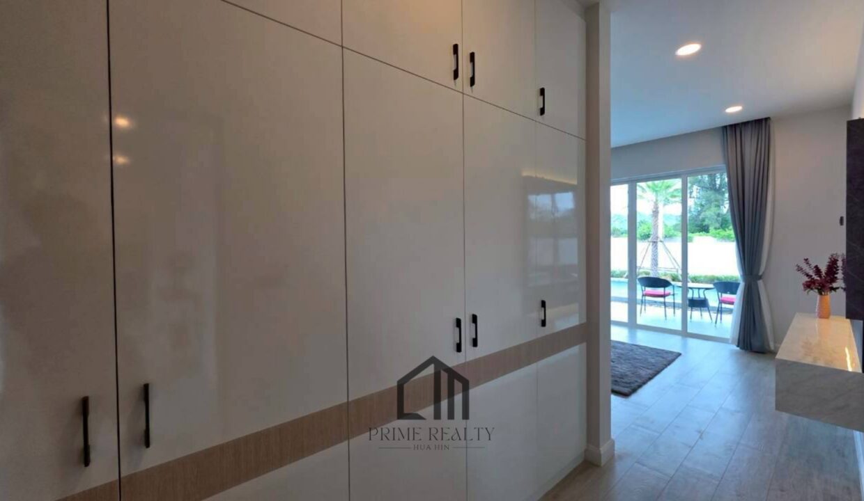 batch_LINE_ALBUM_Coco P Dee_251215_17