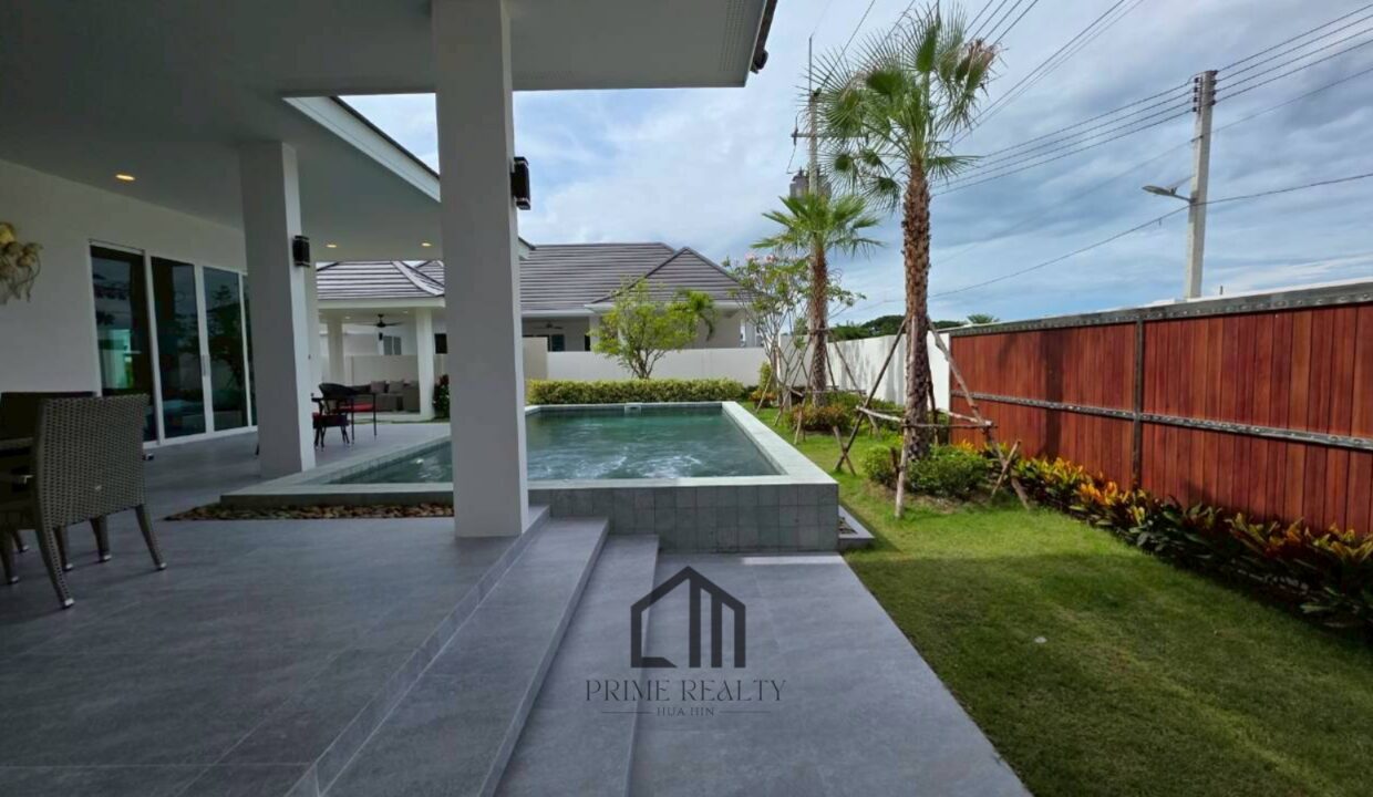 batch_LINE_ALBUM_Coco P Dee_251215_28