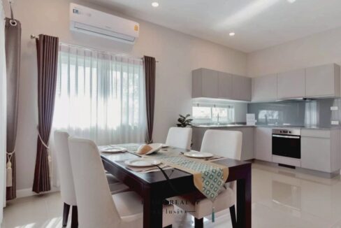 batch_LINE_ALBUM_Emerald show house A_251227_15