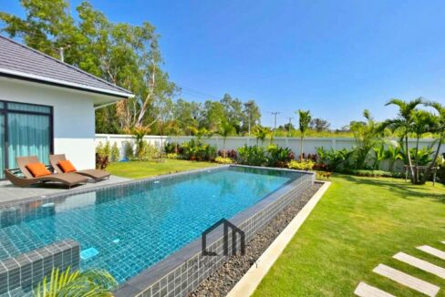 batch_LINE_ALBUM_Kiri Valley_260116_43