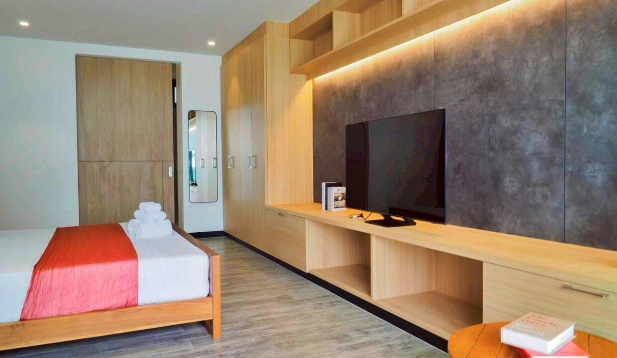 batch_LINE_ALBUM_Beachfront 17_260223_17