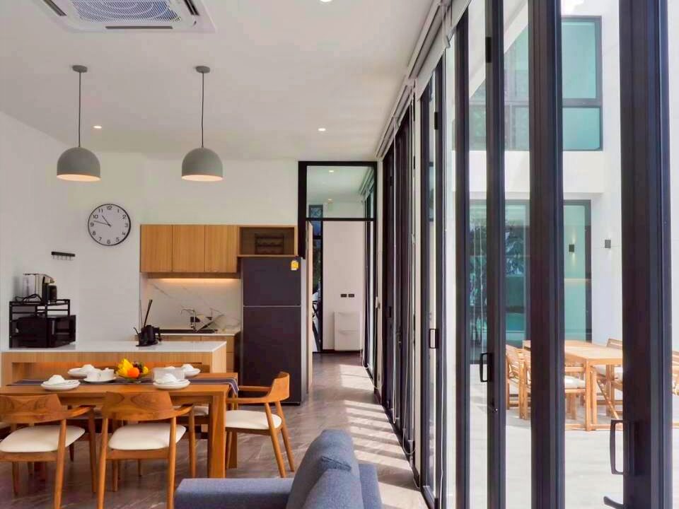 batch_LINE_ALBUM_Beachfront 17_260223_18