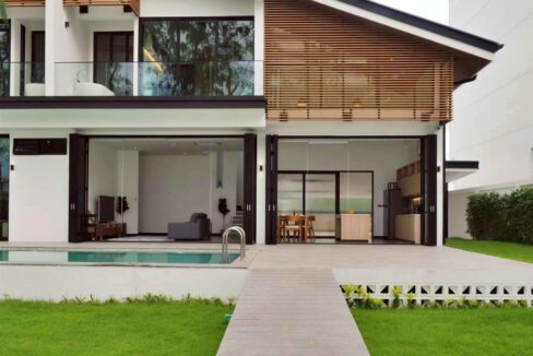 batch_LINE_ALBUM_Beachfront 17_260223_23