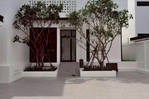 batch_LINE_ALBUM_Beachfront 17_260223_25