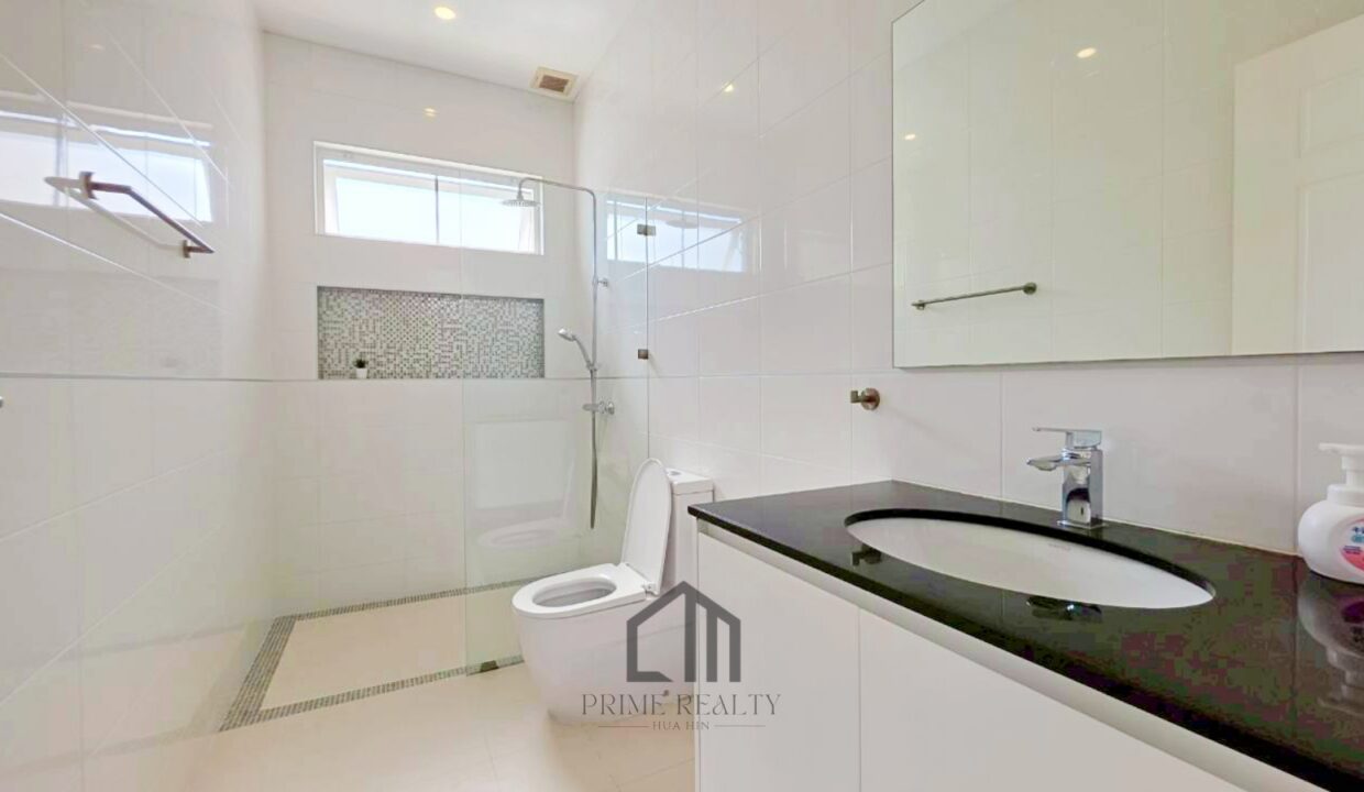 batch_LINE_ALBUM_Falcon Hill_260223_13