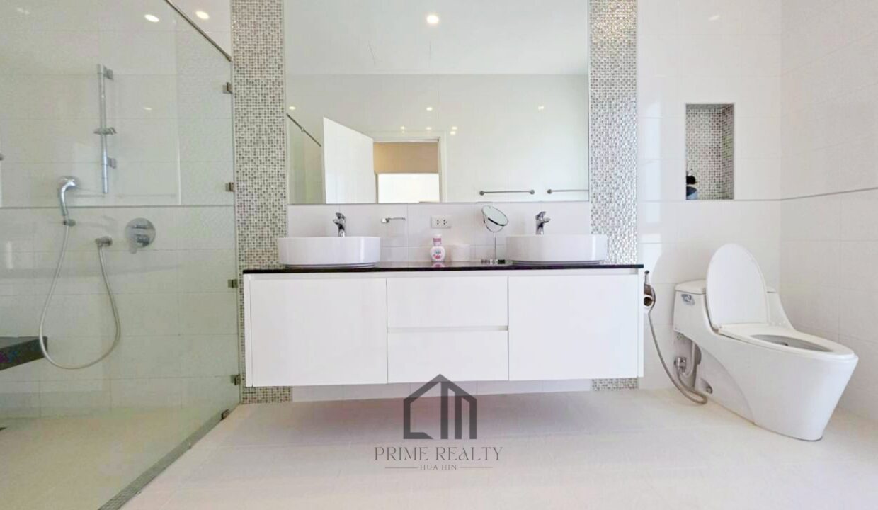 batch_LINE_ALBUM_Falcon Hill_260223_17