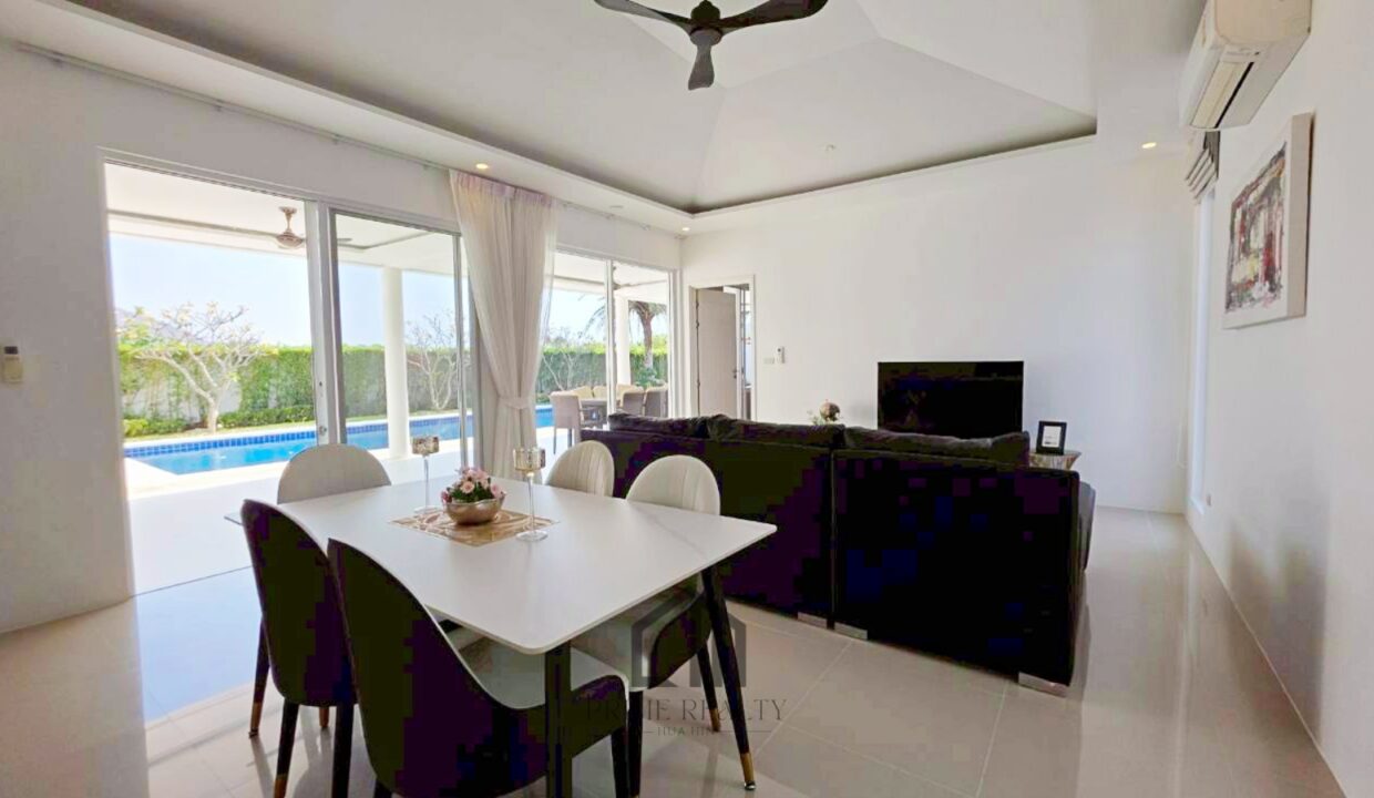 batch_LINE_ALBUM_Falcon Hill_260223_26