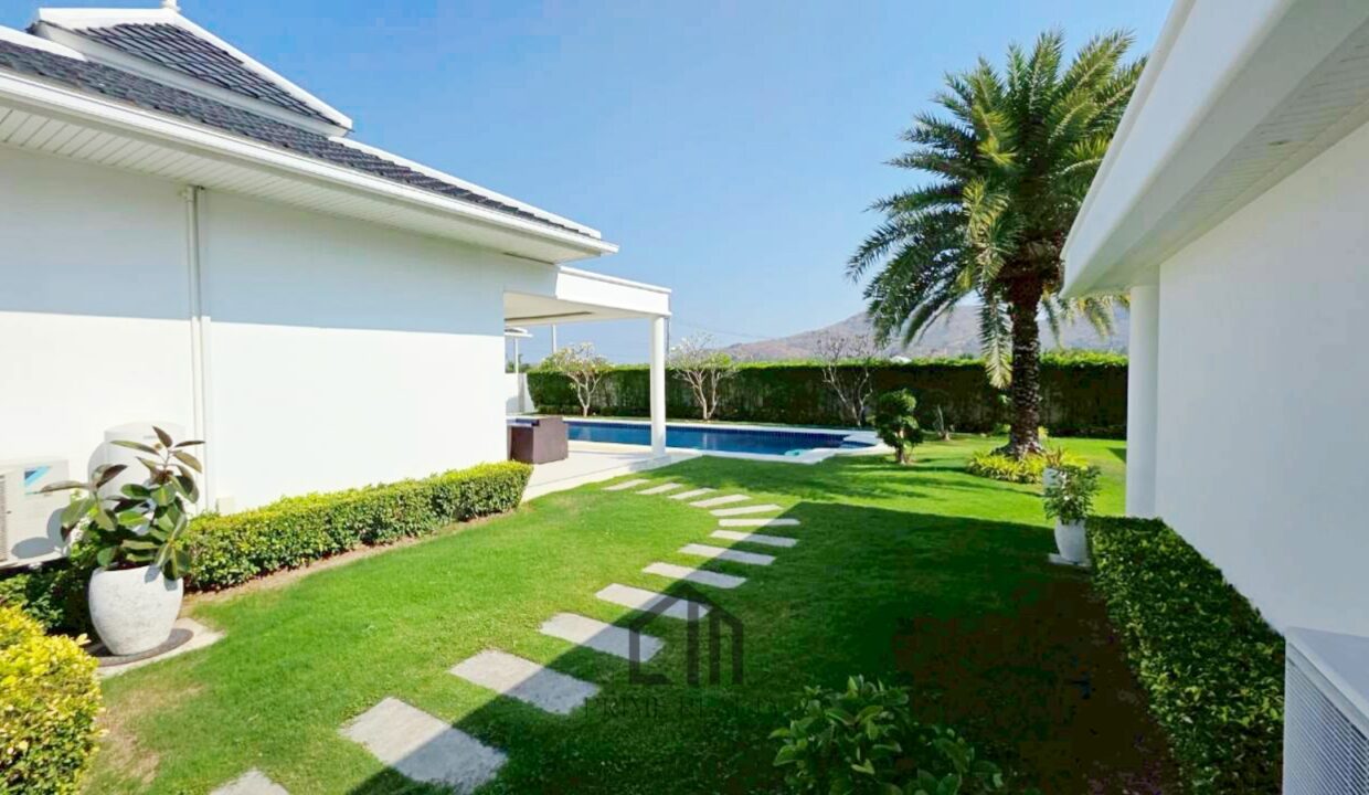 batch_LINE_ALBUM_Falcon Hill_260223_47