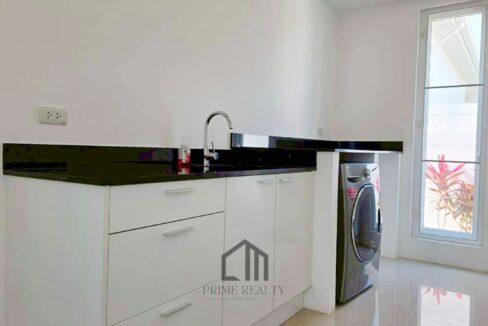 batch_LINE_ALBUM_Falcon Hill_260223_5